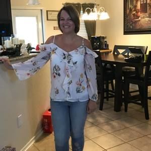 Meet your Posher, Carrie